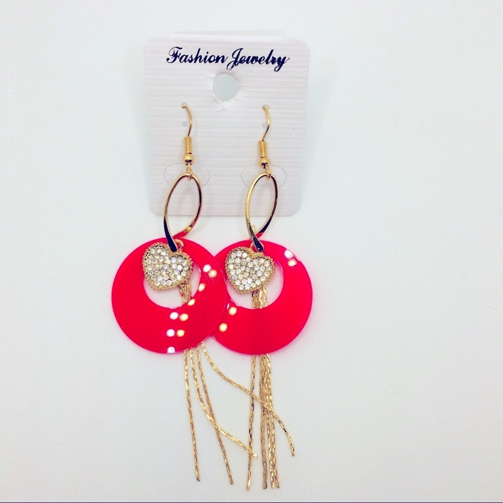 EARRINGS CRYSTAL HEARTS ON PINK DISKS AND …